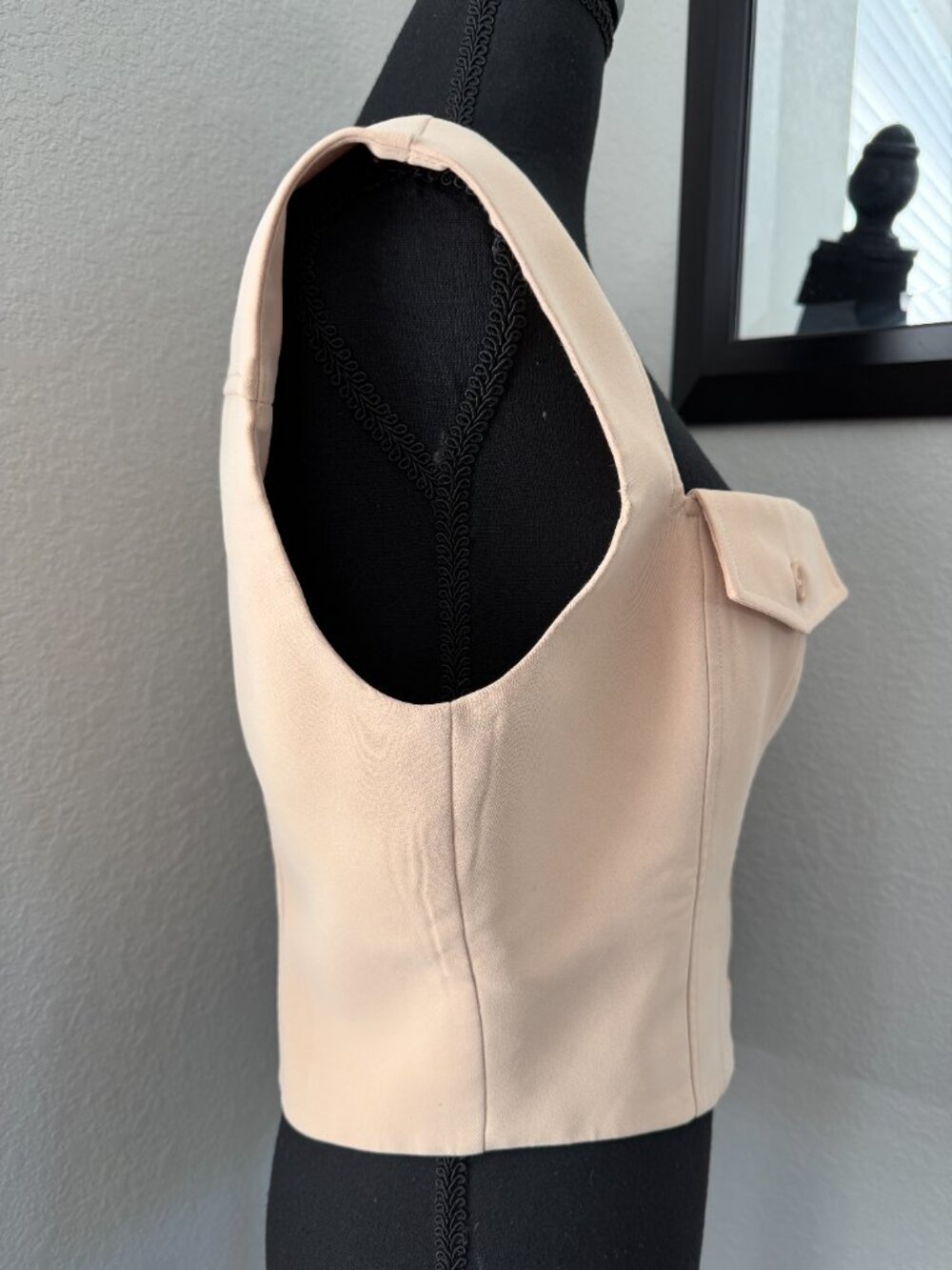 AMANDA UPRICHARD Reeves Vest Tan Top Medium - Picture 8 of 10